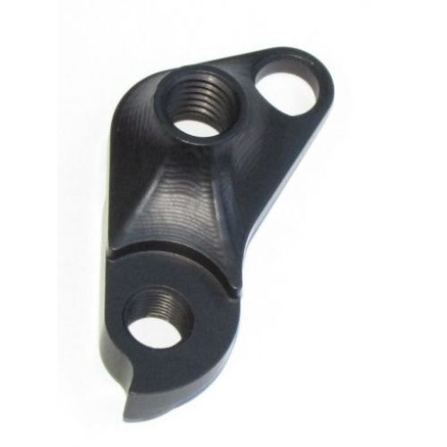 Dropout #0658• CNC manufactured from 6061 alloy for better shifting performance and higher durability • Black anodized finish for better looking and a longer lasting surface quality
Holes: 2-Hole
Position: Outside
Mount: 10mm - M12x1.75
Distance: 19 mm
We suggest to order 2 Dropouts, so you have next time one in spare and have no waiting time.